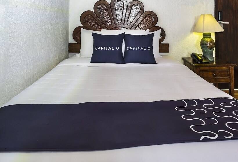 エコノミー４人部屋, Capital O Hotel Central, Xalapa