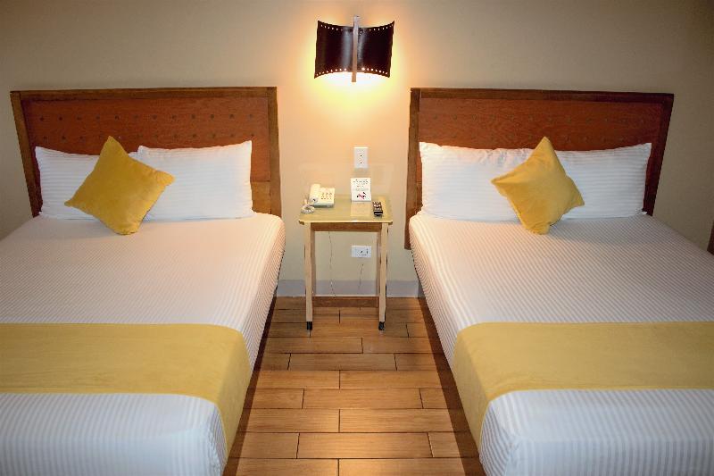 Номер Стандарт, Colonial Mexicali