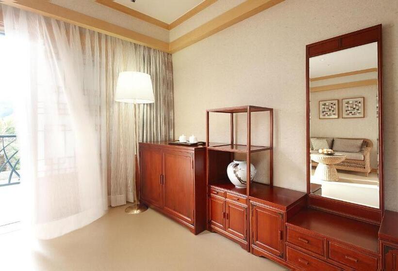 Семейный Номер, Lotte Hotel Jeju