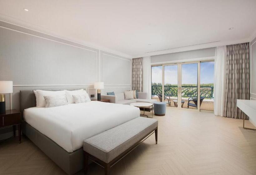 Номер Стандарт Боковой Вид на Море, Lotte Hotel Jeju