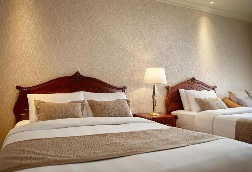 Семейный Номер, Lotte Hotel Jeju