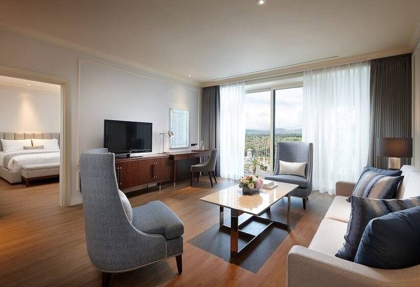 سوییت لوکس, Lotte Hotel Jeju