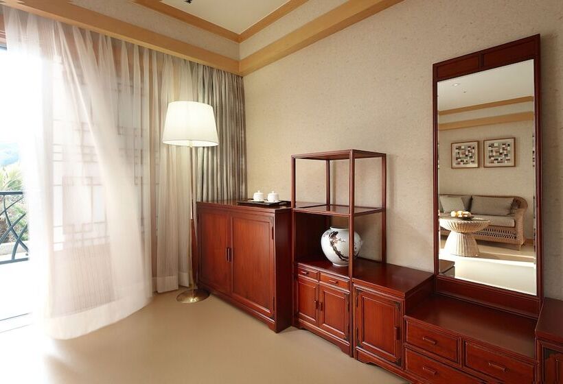 Номер Премиум, Lotte Hotel Jeju