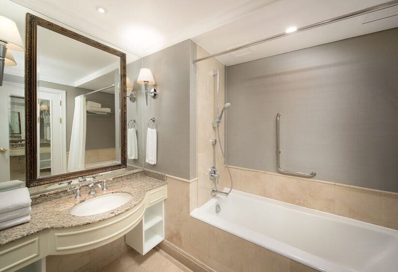 Номер Deluxe с Террасой, Lotte Hotel Jeju