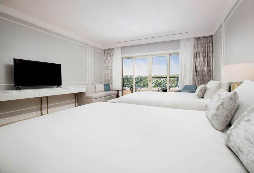 Номер Deluxe с Террасой, Lotte Hotel Jeju