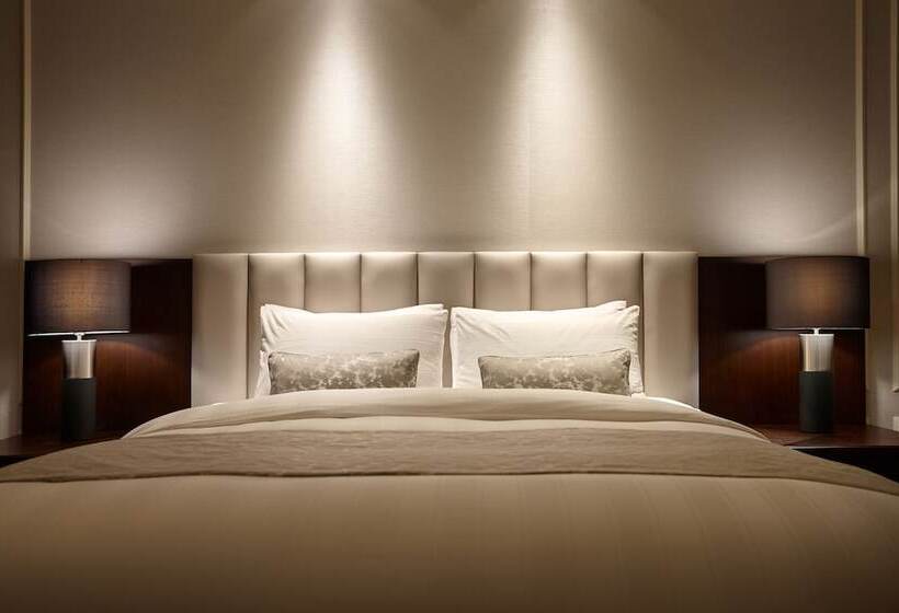 Люкс Премиум, Lotte Hotel Jeju