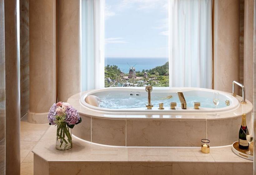 Президентский Люкс, Lotte Hotel Jeju