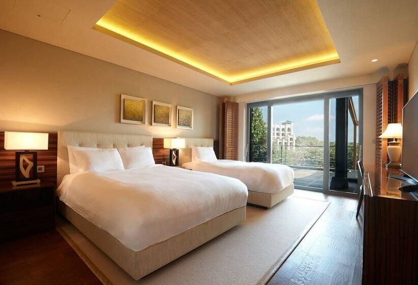 Вилла с 1 спальней и бассейном, Lotte Hotel Jeju