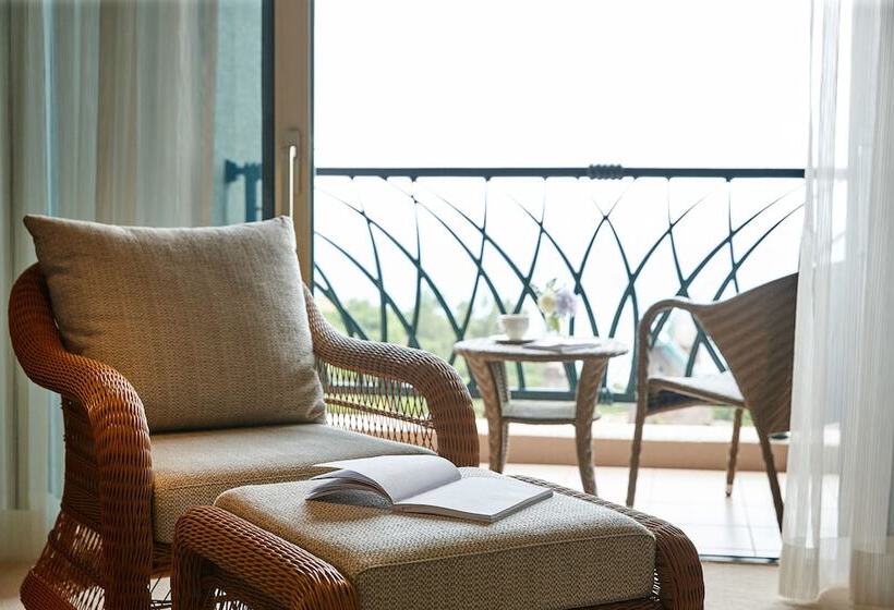 Семейный Номер, Lotte Hotel Jeju