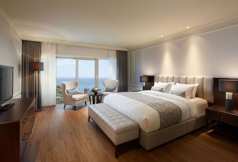 Люкс Премиум, Lotte Hotel Jeju