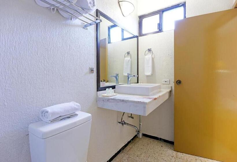 اتاق استاندارد, Olmeca Plaza