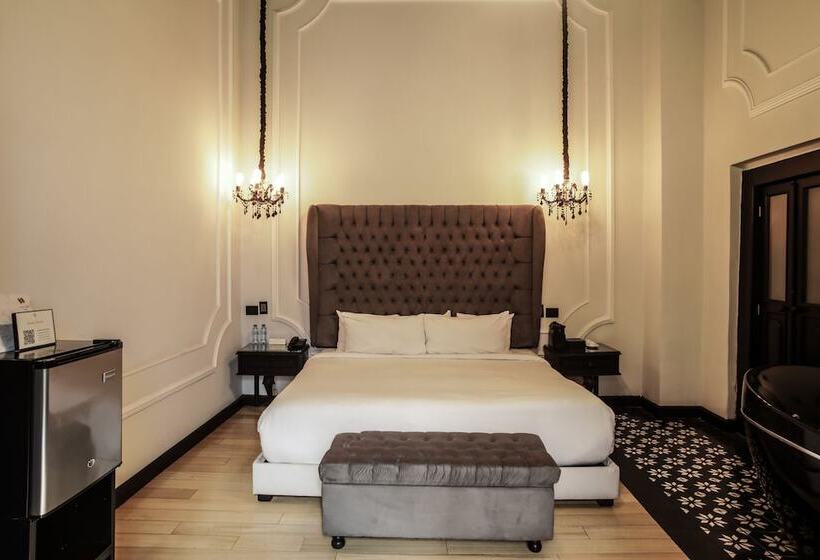 جناح, Quinta Esencia