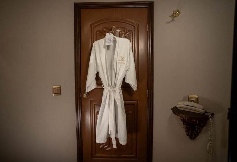 جناح, Quinta Real Saltillo