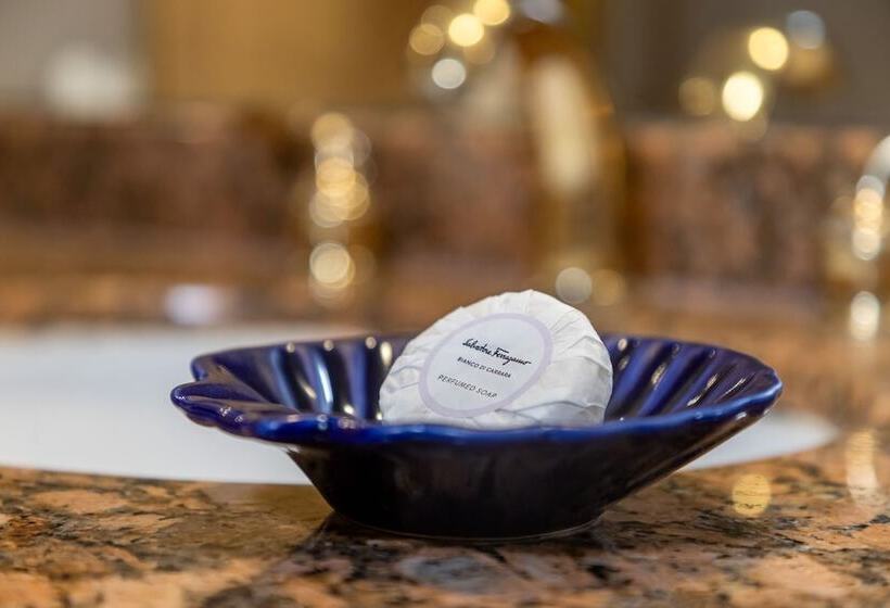 جناح سرير كينج, Quinta Real Saltillo