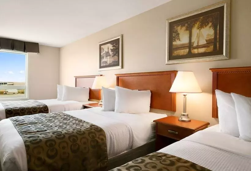 Standard-huone, Ramada By Wyndham Clairmont/grande Prairie