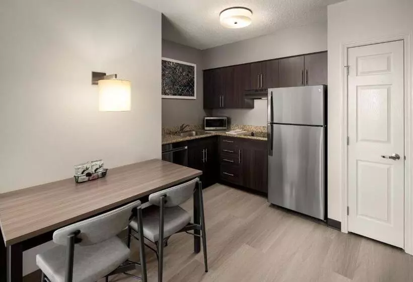 سوئیت با تخت بزرگ, Residence Inn Portland Downtown/riverplace
