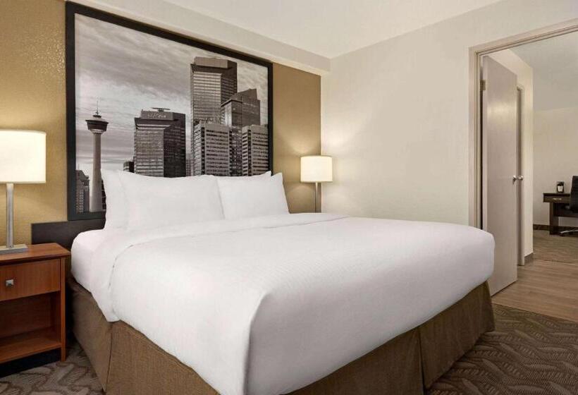 Mozgáskorlátozott Standard Szoba, Super 8 By Wyndham Calgary Shawnessy Area