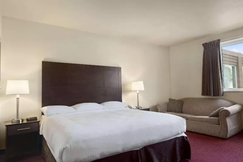 Sviitti King-vuode, Super 8 By Wyndham Sarnia On