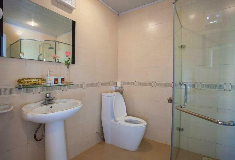 اتاق خانوادگی, Sapa Topaz & Spa