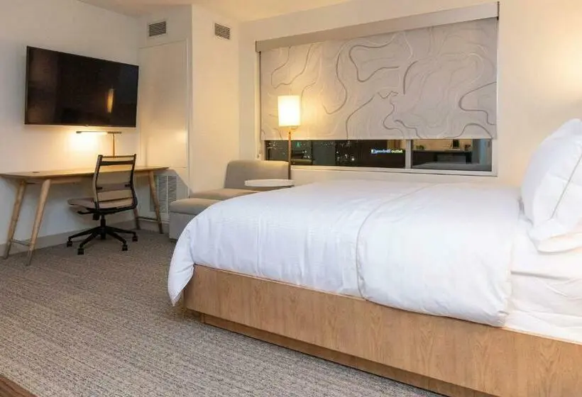 Standard-huone King-vuode, Element St. Louis Midtown