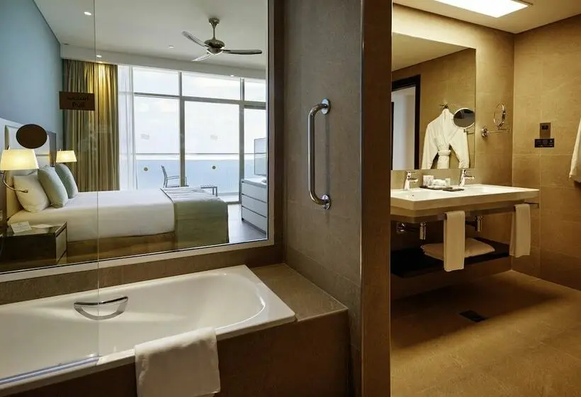 سوییت جونیور با چشمانداز دریا, Hotel Riu Dubai - All Inclusive