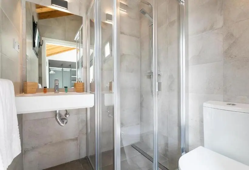 1 Bedroom Penthouse Apartment, Arenal Suites Alicante