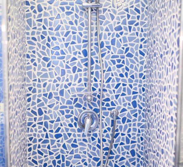 חדר דלוקס עם מרפסת נוף לים, Parco Augusto