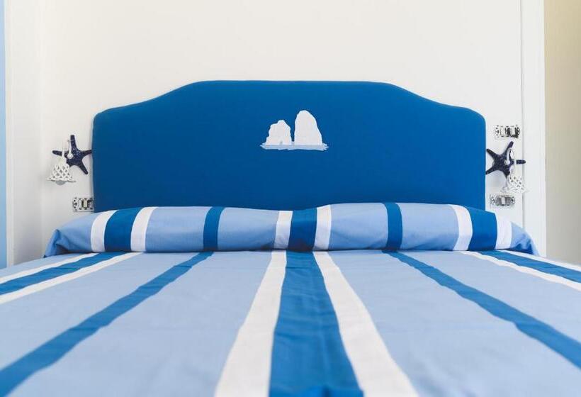 חדר דלוקס עם מרפסת נוף לים, Parco Augusto