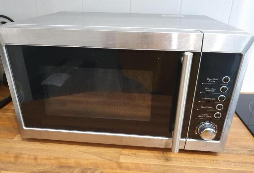 شقة غرفة واحدة مطلة على الحديقة, Clarence House Shanklin