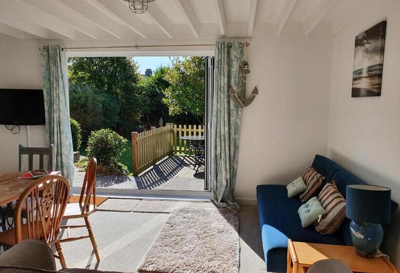 شقة غرفة واحدة مطلة على الحديقة, Clarence House Shanklin