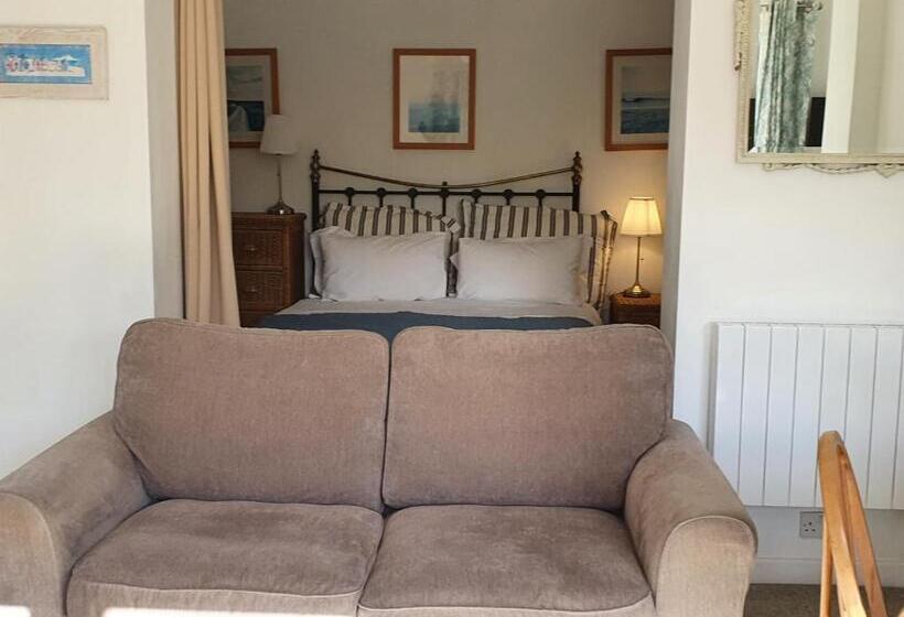 شقة غرفة واحدة مطلة على الحديقة, Clarence House Shanklin