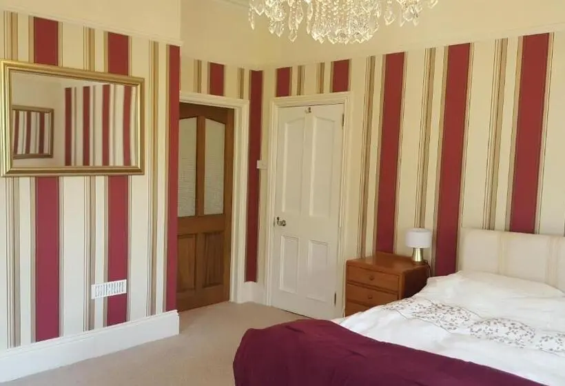 ジュニアスイート, Clarence House Shanklin