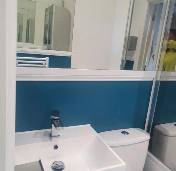 إستوديو قياسى مطلّ علي الحديقة, Clarence House Shanklin