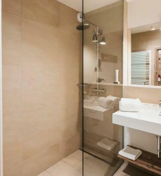 اتاق استاندارد با چشمانداز کوهستان, Cooee Alpin Hotel Bad Kleinkirchheim