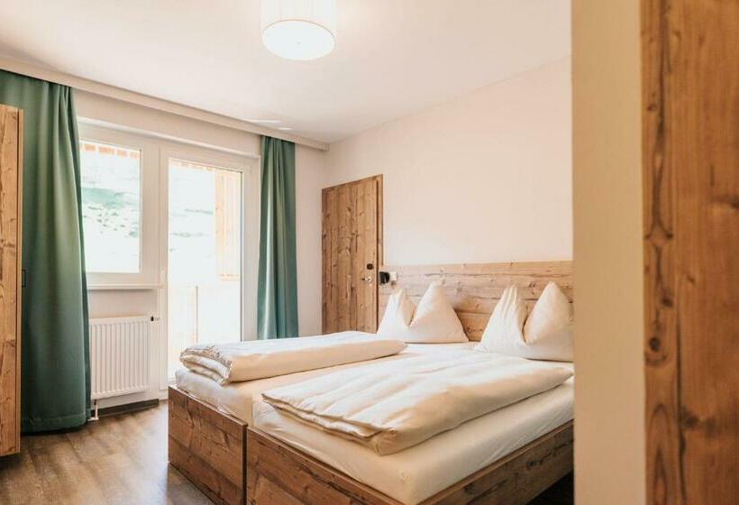 اتاق خانوادگی, Cooee Alpin Hotel Bad Kleinkirchheim