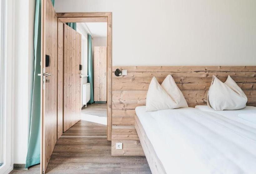 اتاق خانوادگی, Cooee Alpin Hotel Bad Kleinkirchheim
