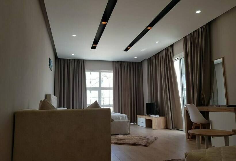 디럭스 룸, Ionian