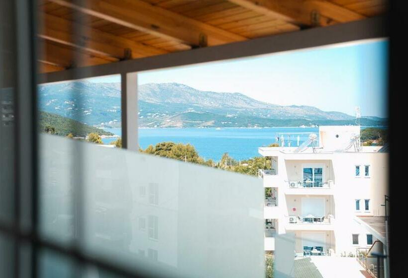 اتاق استاندارد, Ionian