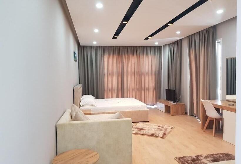 디럭스 룸, Ionian