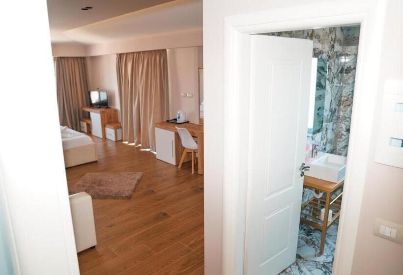 스탠다드 룸, Ionian