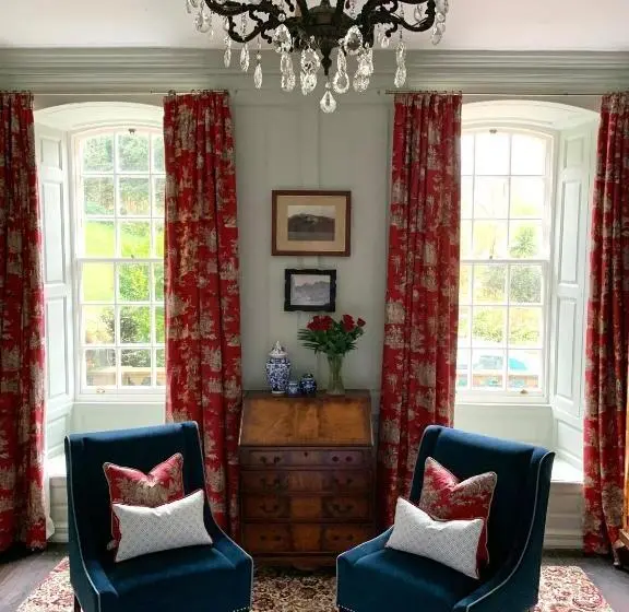 デラックスルーム, The Great House B&b