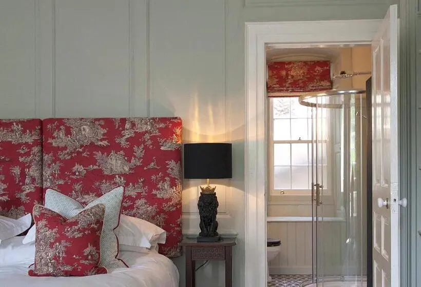 デラックスルーム, The Great House B&b