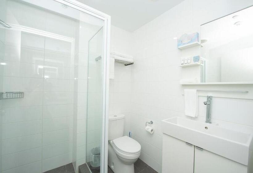 חדר סטנדרט עם מיטת קינג, The Parade