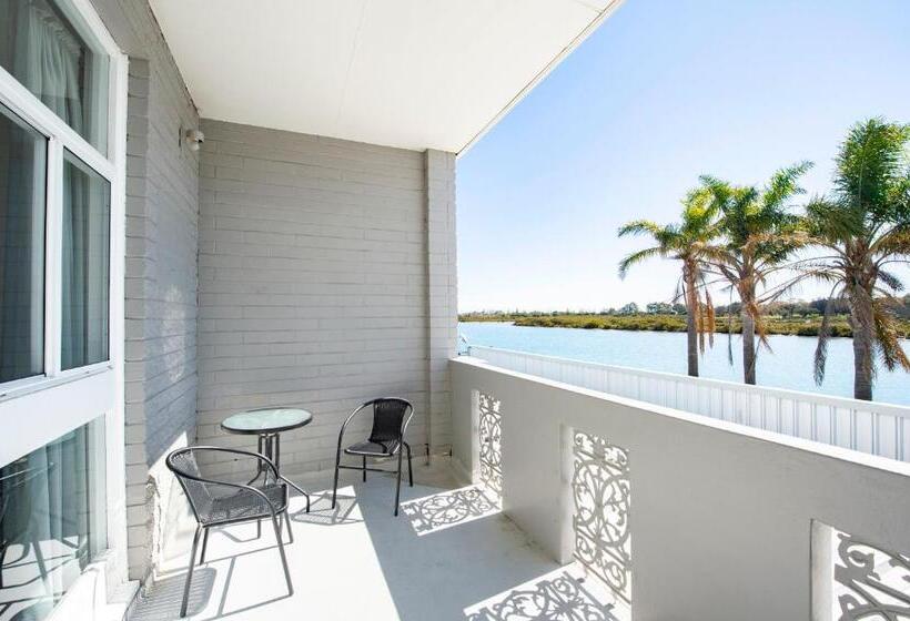 חדר סטנדרט עם מיטת קינג, The Parade