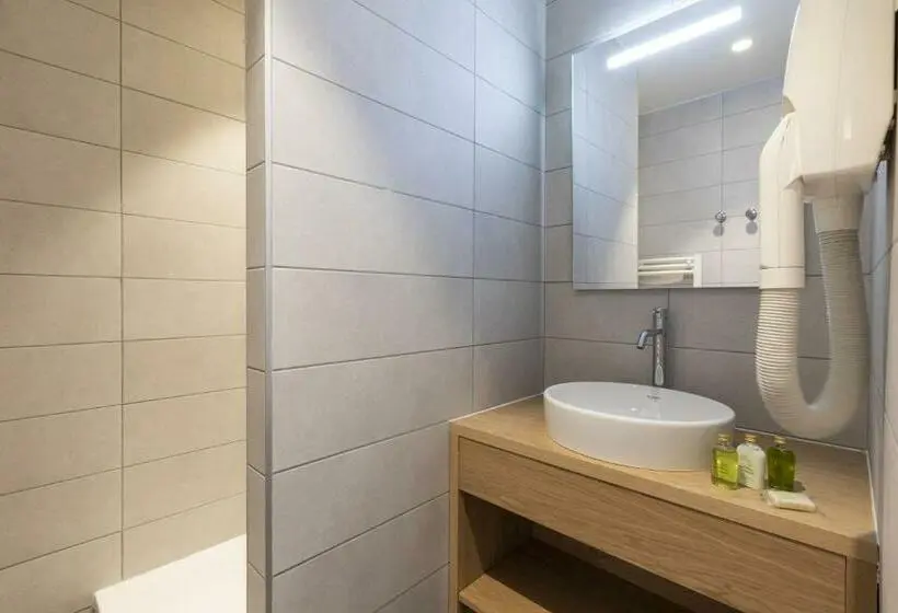 اتاق استاندارد سه نفره, Hôtel Club Mmv Plagne 2000