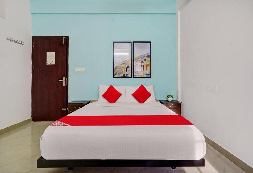 スタンダードルーム, Oyo Flagship 37789 Cozy Stay Near Palarivattom Metro Station