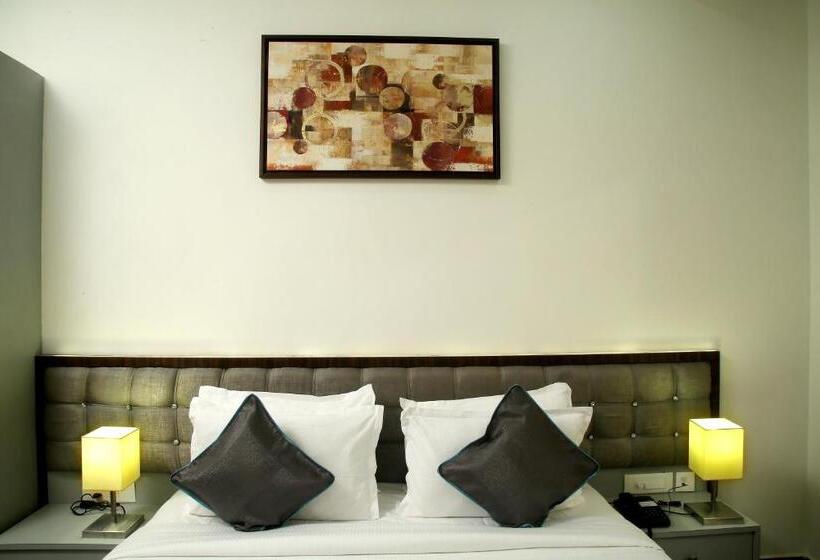 디럭스 룸 킹사이즈 침대, Park Iris Hotels, Mg Road