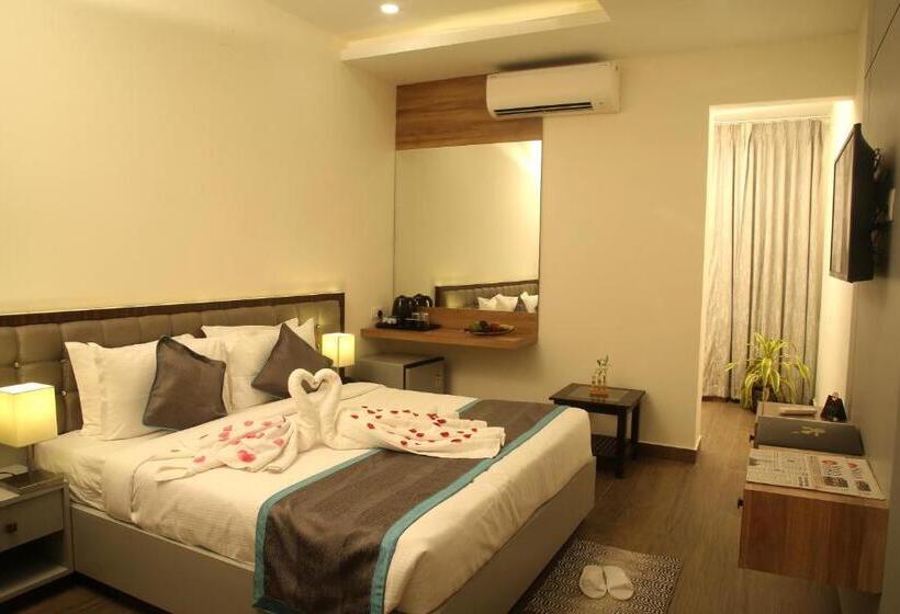 디럭스 룸 킹사이즈 침대, Park Iris Hotels, Mg Road