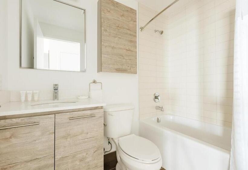 آپارتمان 3 خوابه, Sonder At The Liberty