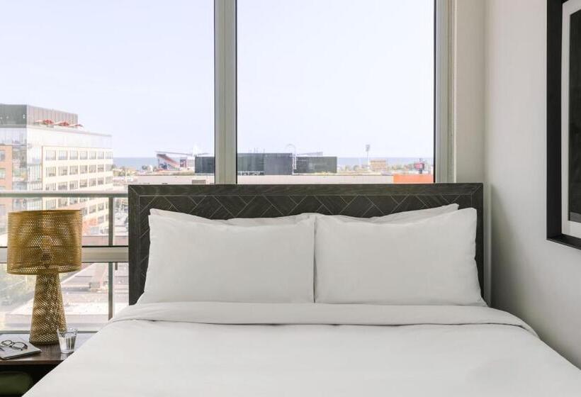 آپارتمان 2 خوابه با بالکن, Sonder At The Liberty